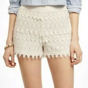 Express lace off white / cream lace shorts